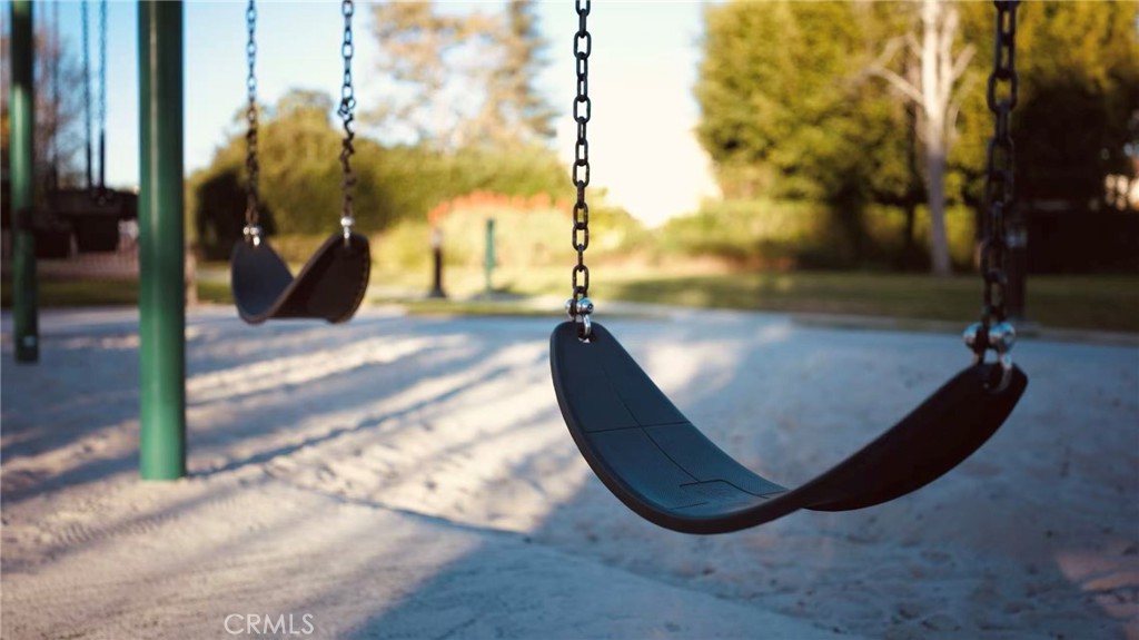 123 Willowbend Irvine, CA 92612 - Photo 22 of 27