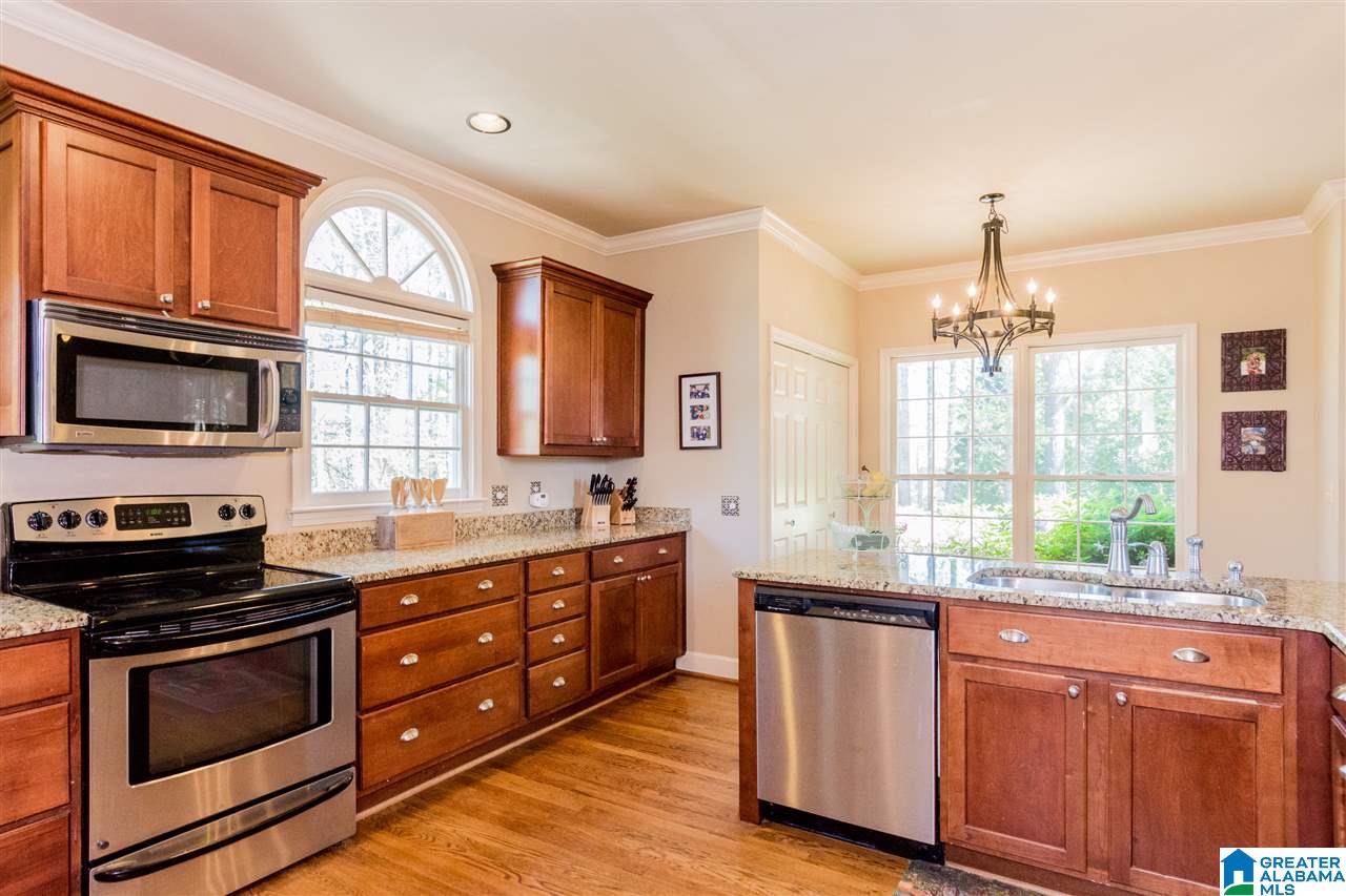 177 Maple Trace Birmingham, AL 35244 - Photo 3 of 31