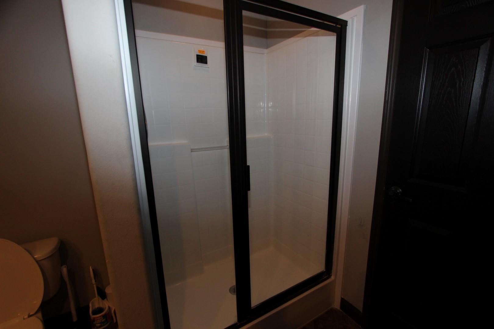 182 River Road Dover, TN 37058 - Photo 18 of 30 Shower in the master bath.