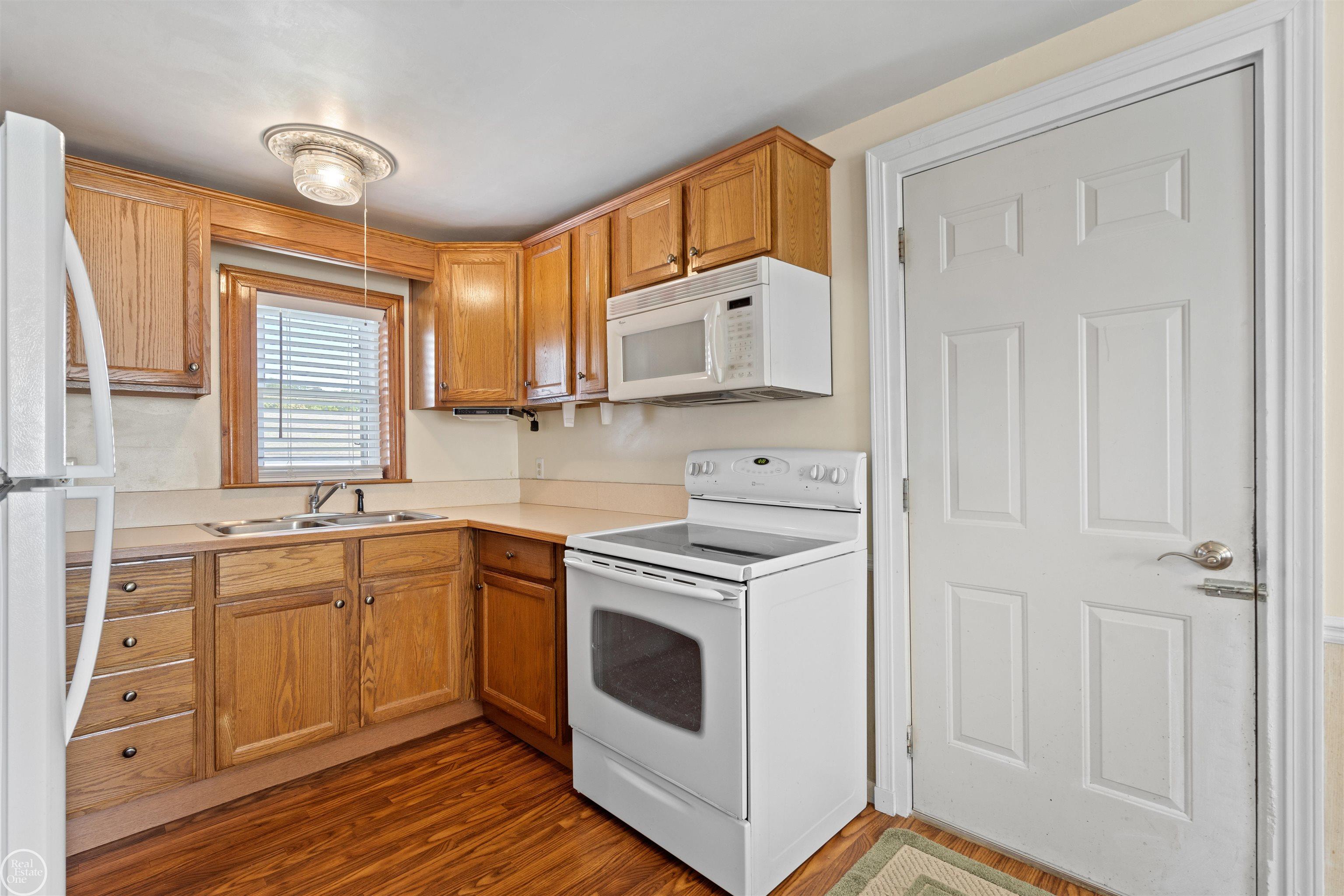 5546 Burtch Road Jeddo, MI 48032 - Photo 10 of 24 Gallery Image 10