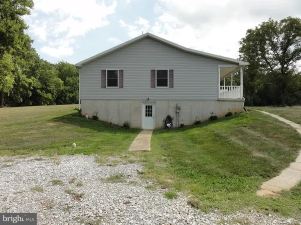 $2,800 | 13230 White Rock Road, Purcellville, VA 20132