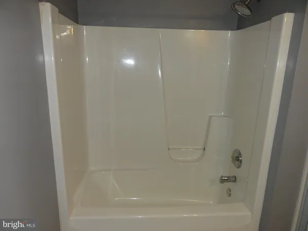 $2,800 | 13230 White Rock Road, Purcellville, VA 20132