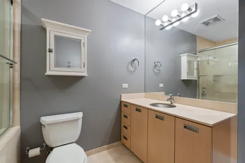 $300,000 | 950 West Erie Street, Unit 602, Chicago, IL 60642