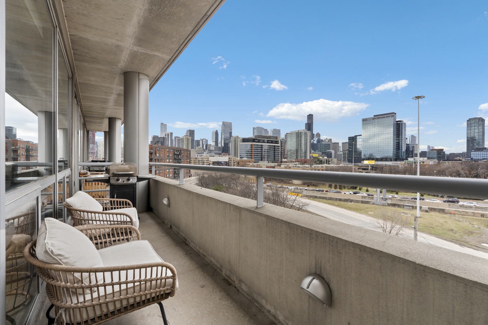 950 West Erie Street, Unit 602 Chicago, IL 60642 - Photo 17 of 18