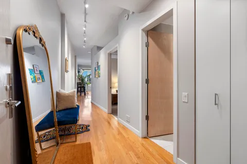 $300,000 | 950 West Erie Street, Unit 602, Chicago, IL 60642