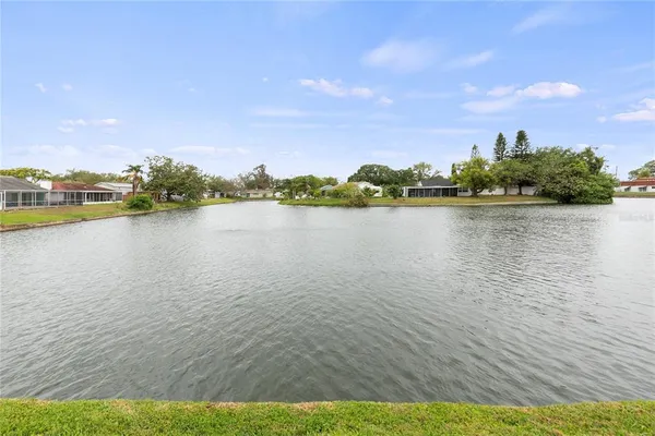 $349,900 | 3409 Springfield Drive, Holiday, FL 34691