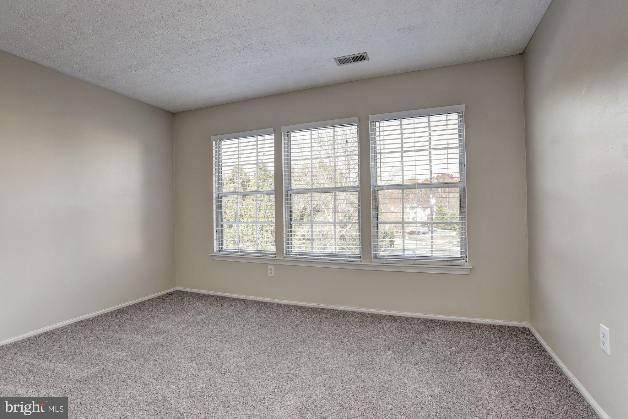 33 Bridle Lane, Unit 65 Nottingham, MD 21236 - Photo 12 of 19 Master Suite