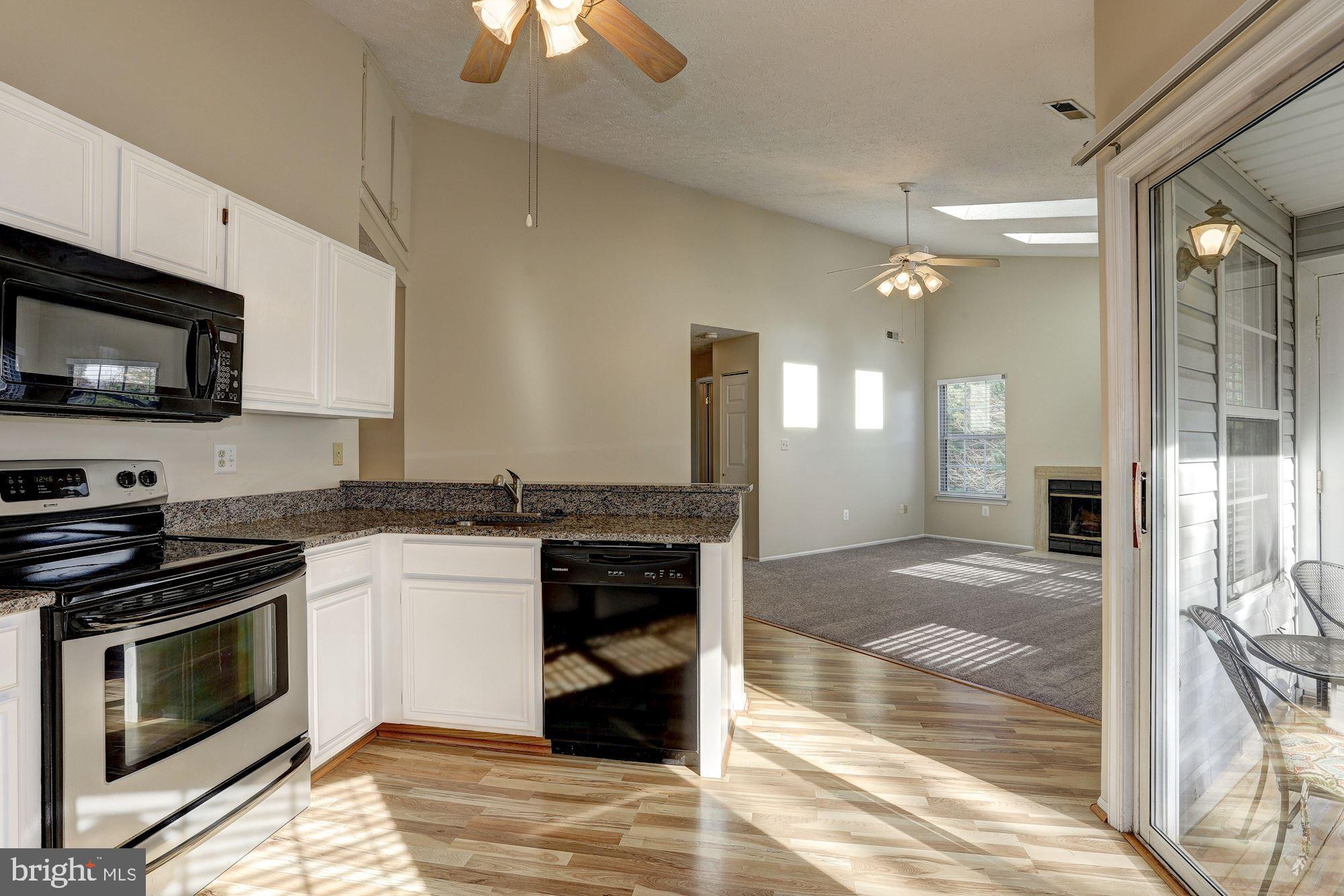 33 Bridle Lane, Unit 65 Nottingham, MD 21236 - Photo 9 of 19 Kitchen