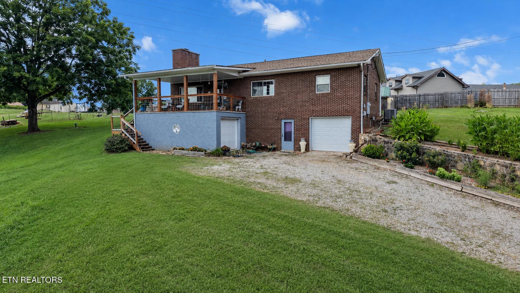 2812 Mentor Road Louisville, TN 37777 - Photo 2 of 29 77676139-A512-4C75-B3FD-EF81634C6C88
