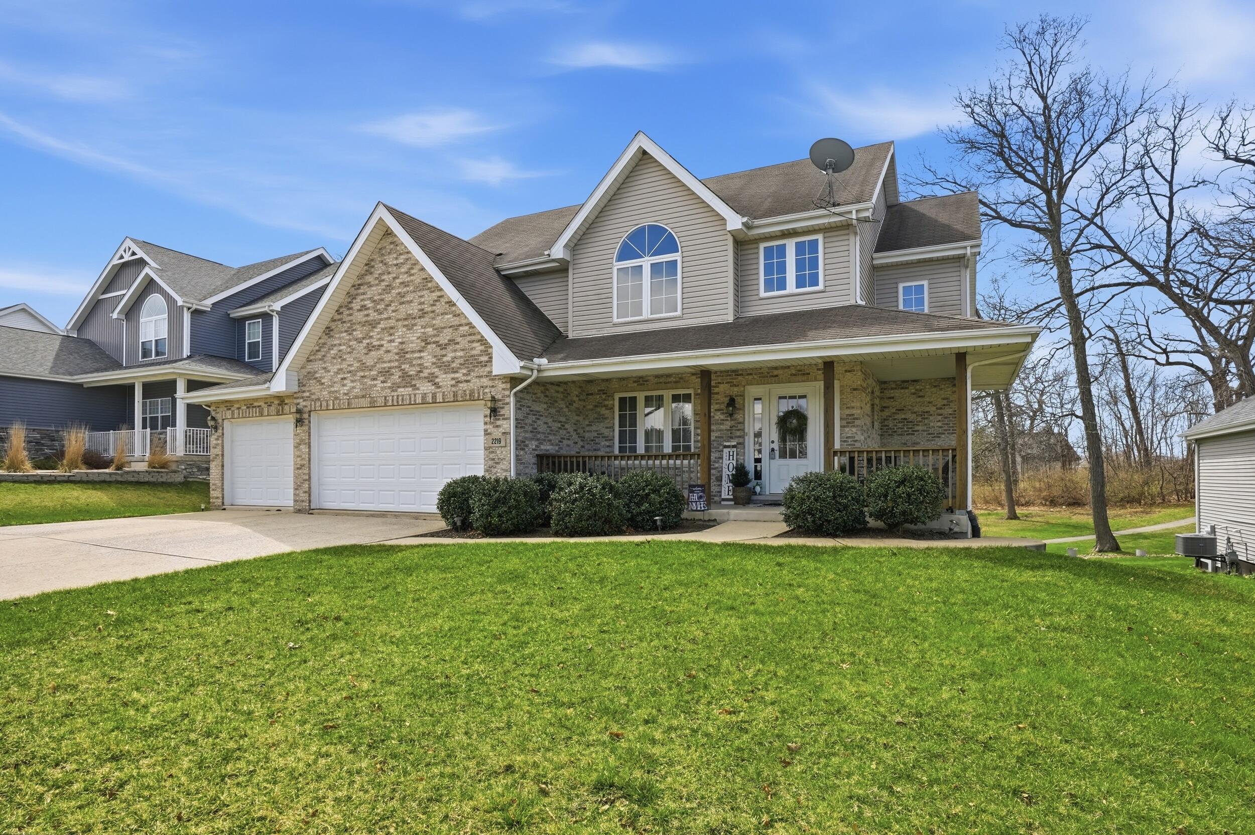2219 Forest View Lane Lowell, IN 46356 - Photo 1 of 37 2500x1665