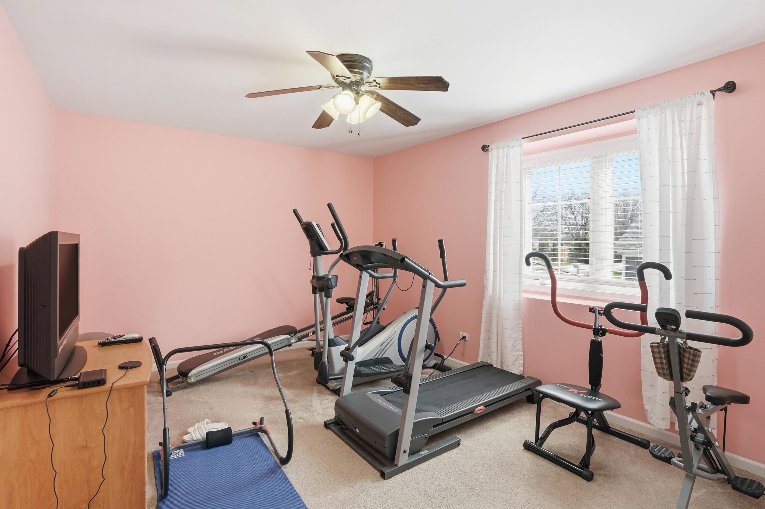 2219 Forest View Lane Lowell, IN 46356 - Photo 25 of 37 2500x1666