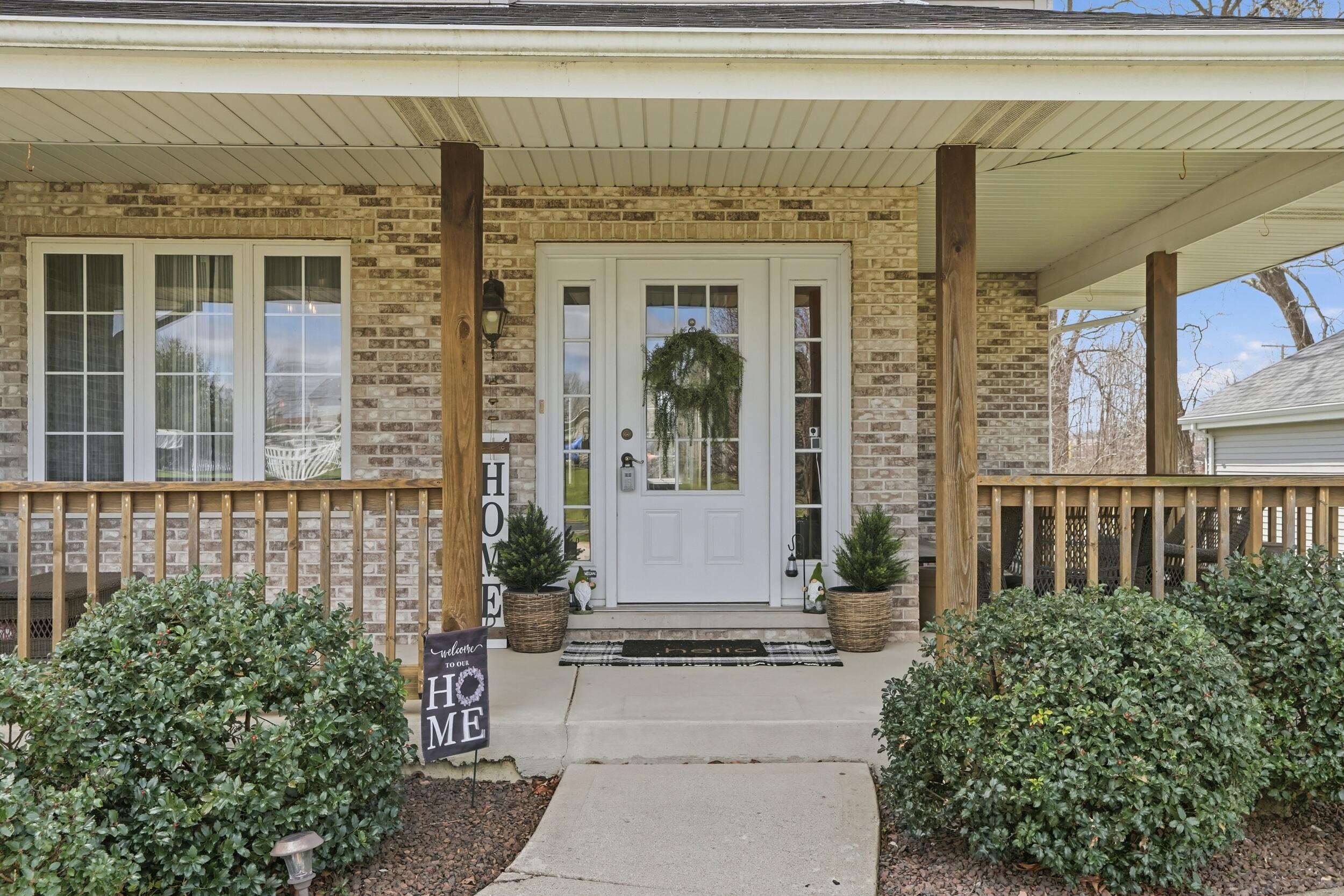 2219 Forest View Lane Lowell, IN 46356 - Photo 3 of 37 2500x1667