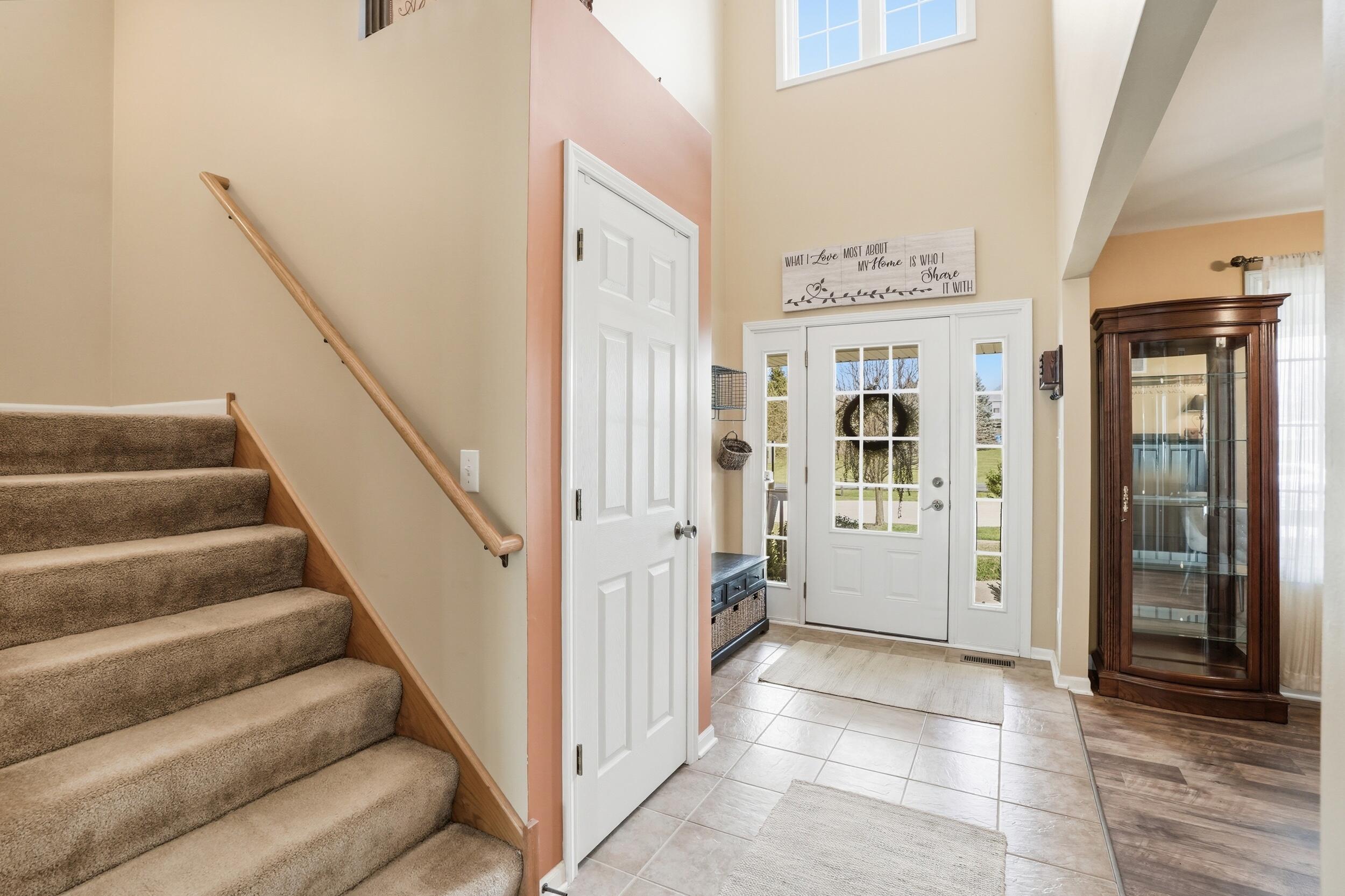2219 Forest View Lane Lowell, IN 46356 - Photo 5 of 37 2500x1666