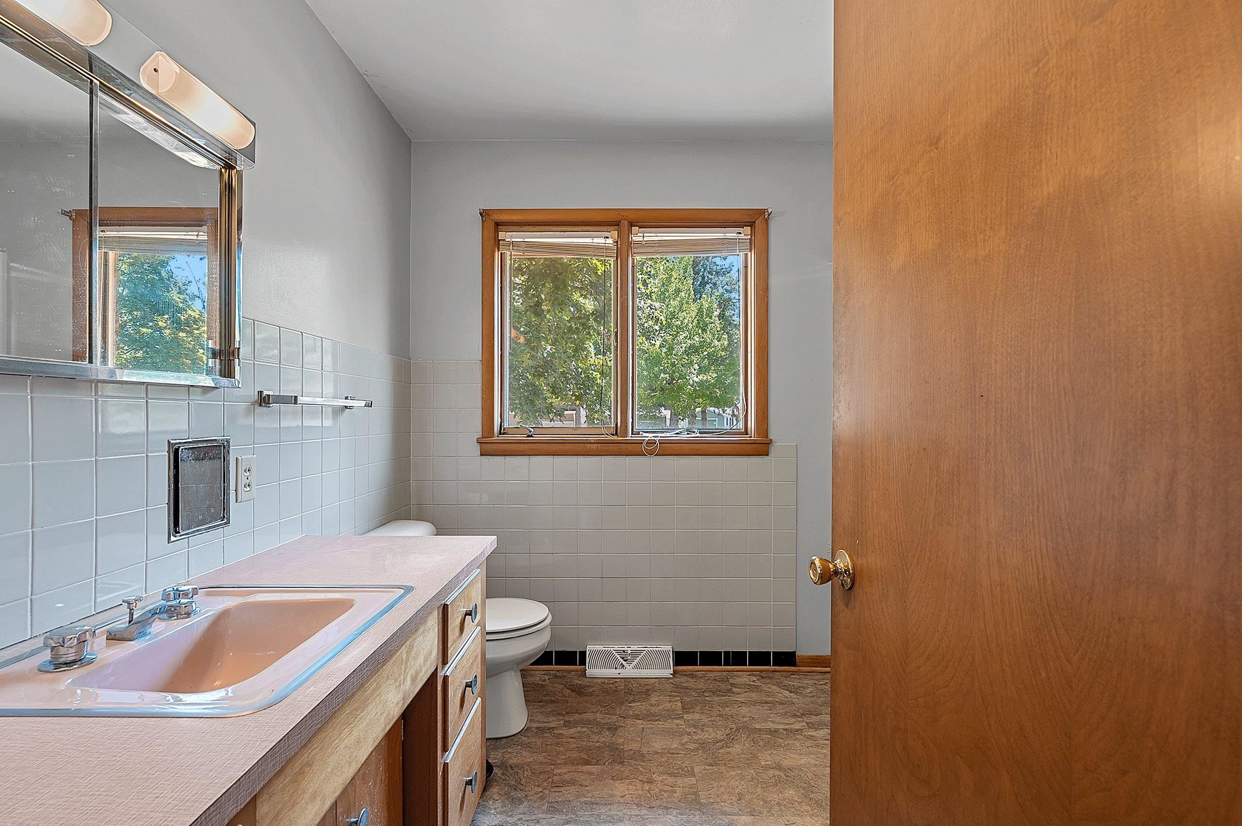 357 Jefferson Street Oconto, WI 54153 - Photo 30 of 62