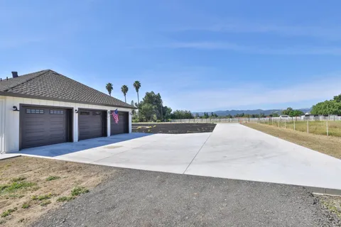 $2,198,000 | 920 East Middle Avenue, San Martin, CA 95046