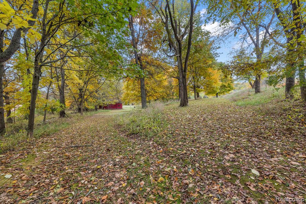 10001 Ellis Road Clarkston, MI 48348 - Photo 81 of 85