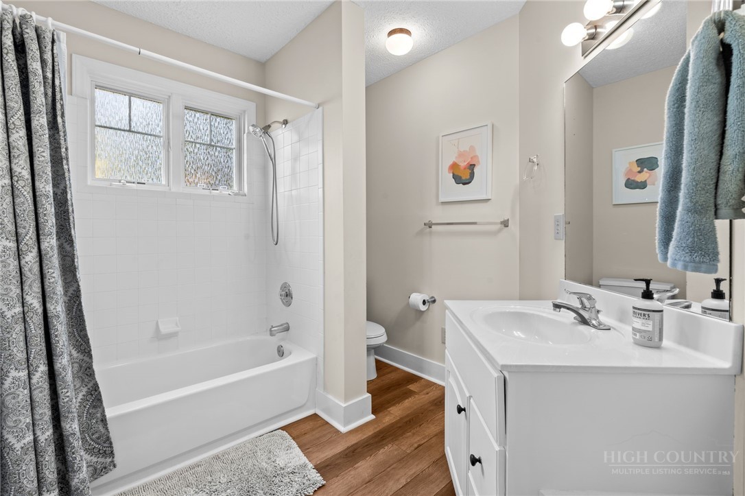 1355 7 Devils Road, Unit 302 Seven Devils, NC 28604 - Photo 17 of 30 Gallery Image 17