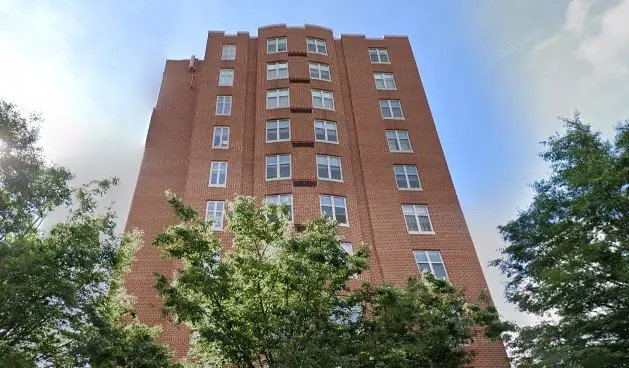 4300 North Carlin Springs Road Arlington, VA 22203 - Photo 3 of 14