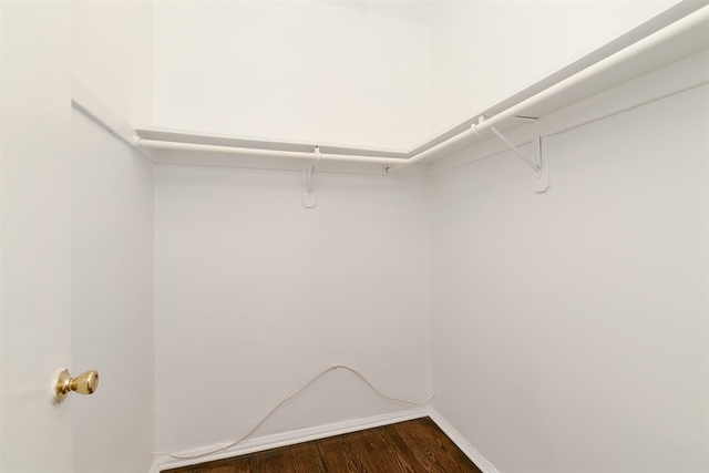 725 West Sheridan Road, Unit 203 Chicago, IL 60613 - Photo 9 of 10