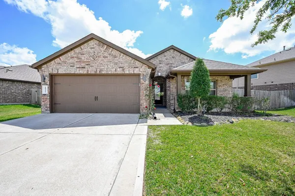 $2,200 | 18335 Stablewood Manor Trail, Richmond, TX 77407