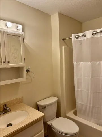 $259,000 | 19 Apache Drive, Unit F, Westerly, RI 02891