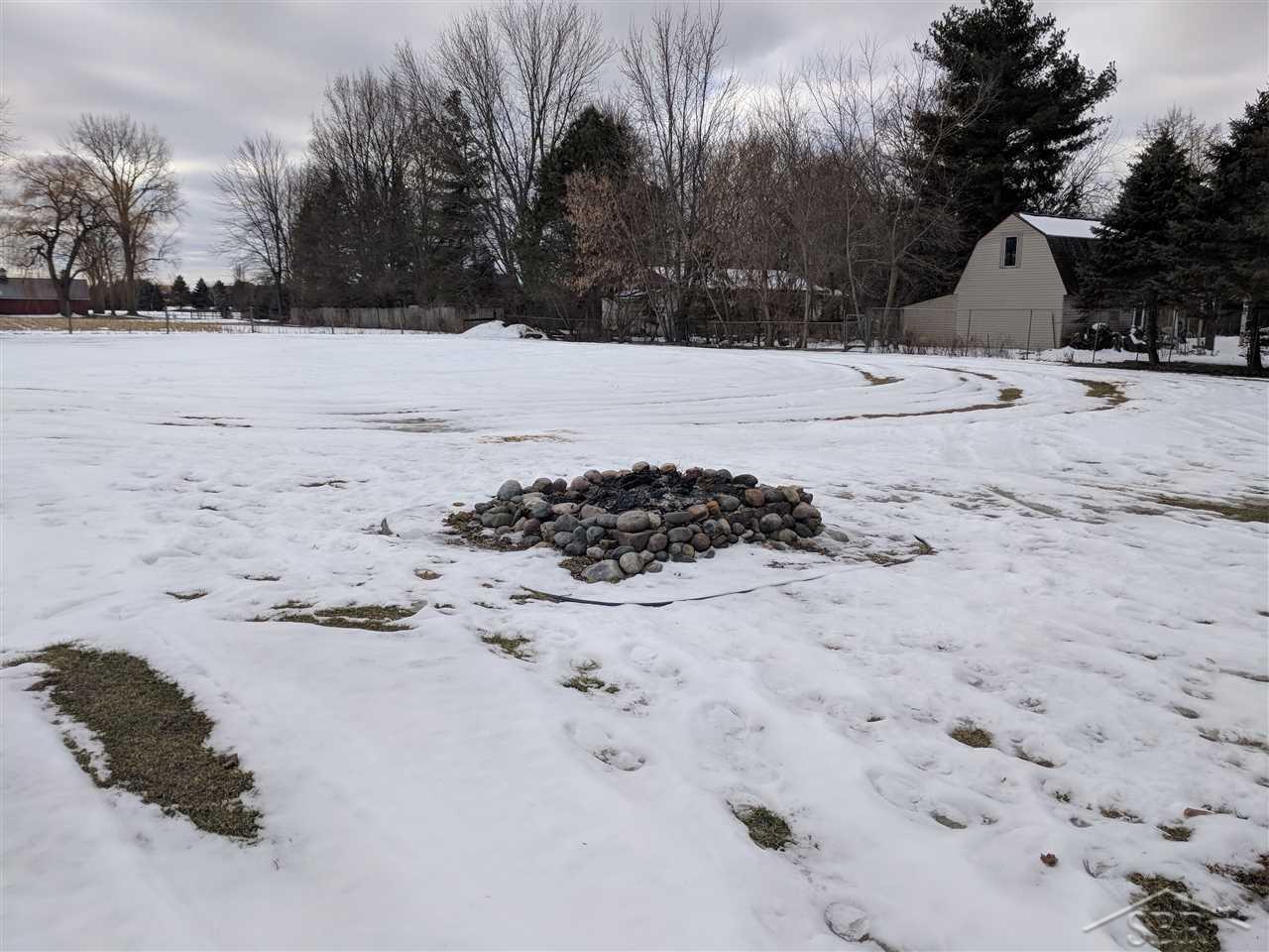 10435 Dice Road Freeland, MI 48623 - Photo 23 of 24 31342230-22.JPG
