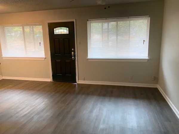 $1,495 | 1202 Newning Avenue, Unit 109, Austin, TX 78704