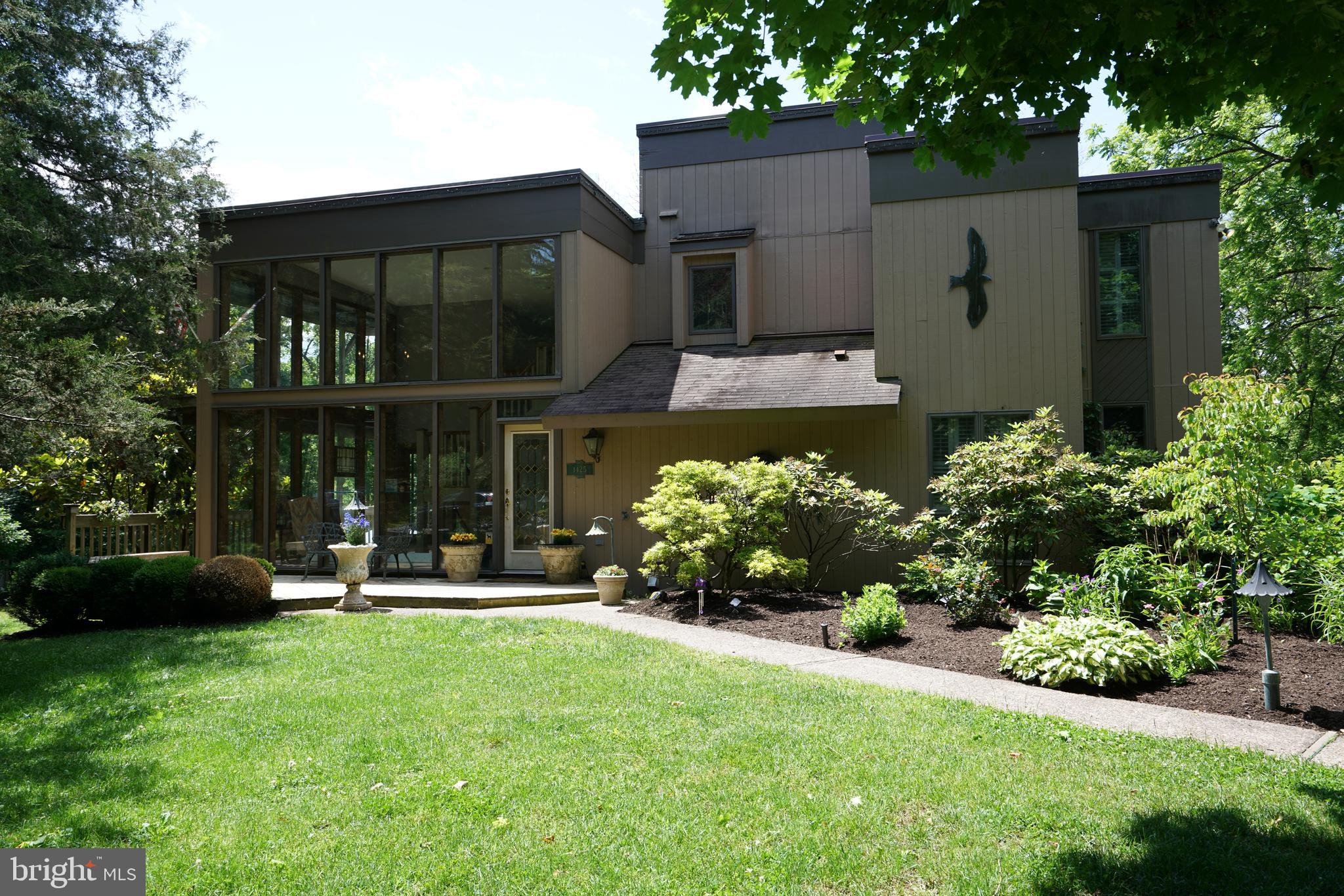 1425 Newman Road Pennsburg, PA 18073 - Photo 1 of 46 Gallery Image 1