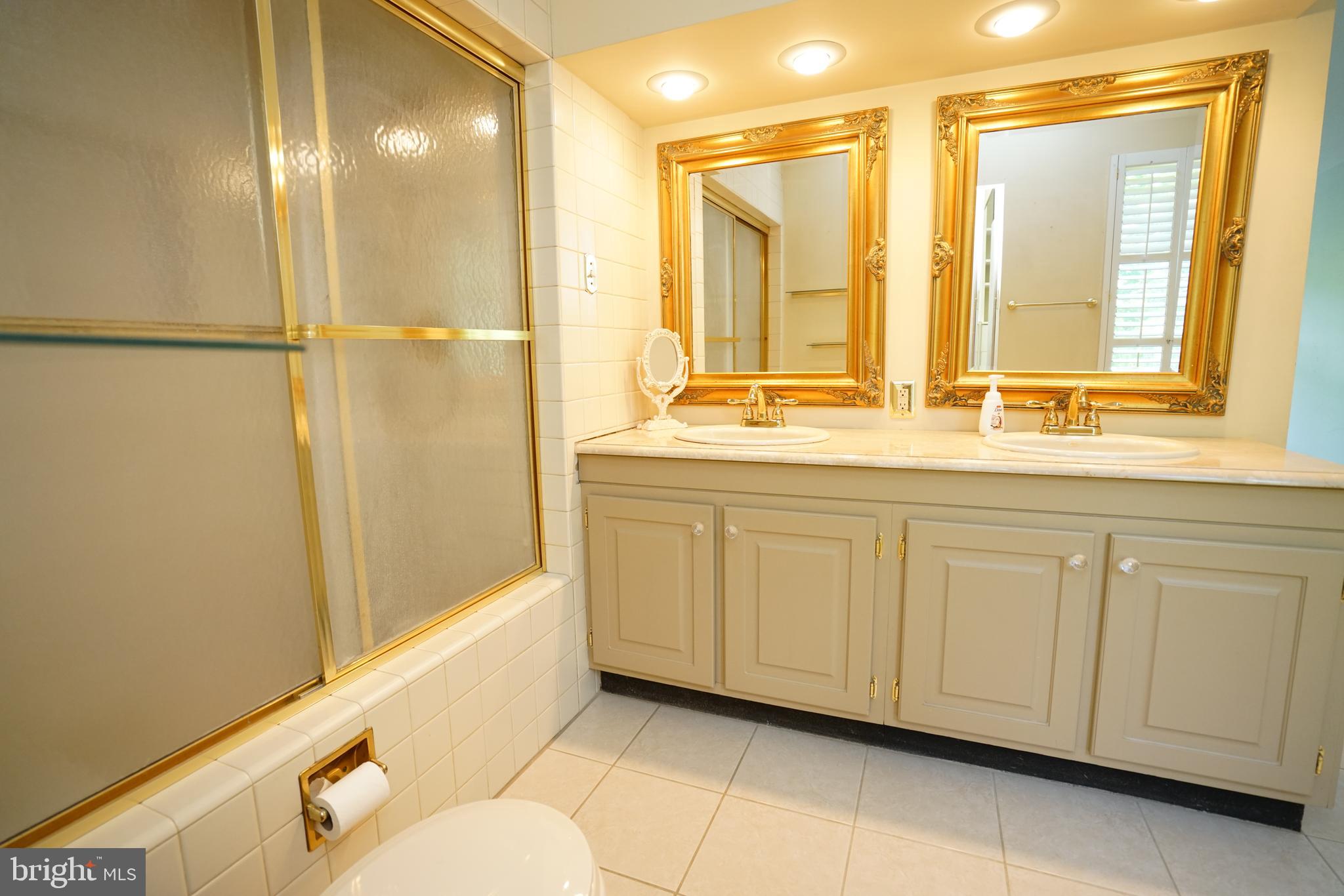 1425 Newman Road Pennsburg, PA 18073 - Photo 37 of 46 Gallery Image 37