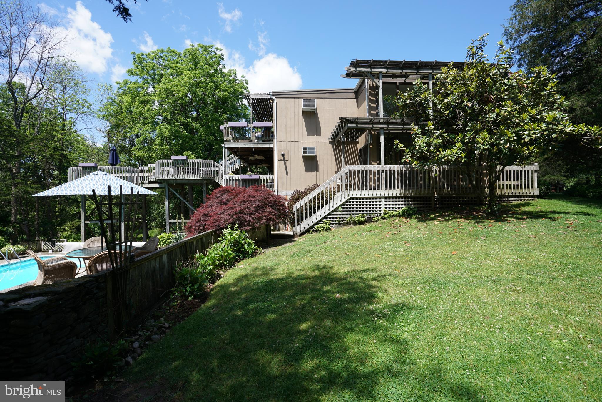 1425 Newman Road Pennsburg, PA 18073 - Photo 5 of 46 Gallery Image 5