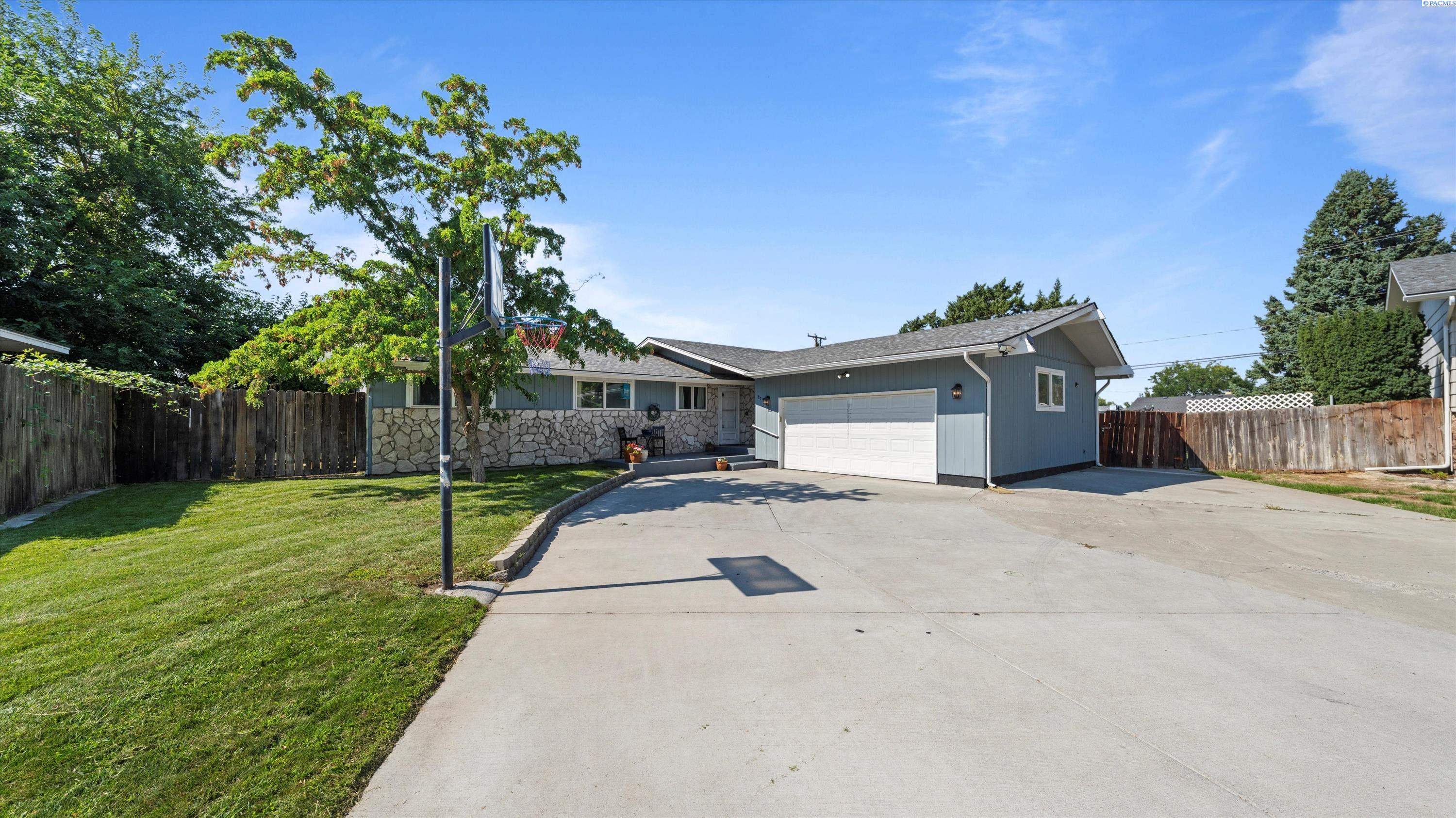 815 North Reed Place Kennewick, WA 99336 - Photo 2 of 25 Gallery Image 2