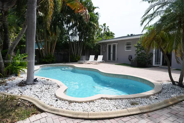 $619,000 | 1401 Northeast 14th Court, Fort Lauderdale, FL 33304