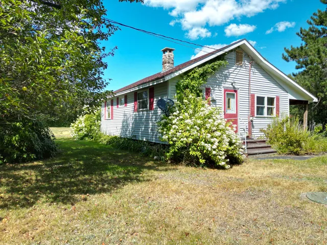 $195,000 | 203 Main Street, Bingham, ME 04920