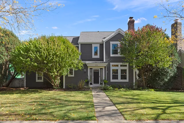 $439,000 | 970 Mt Vernon Drive, Grayslake, IL 60030