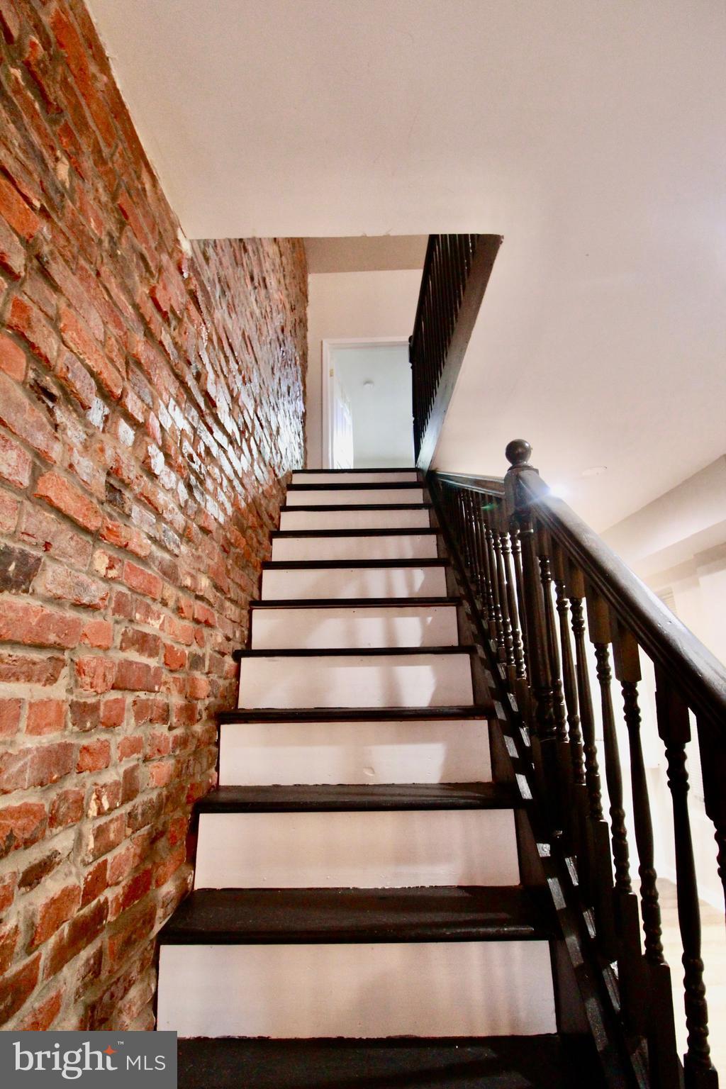 434 East 28th Street Baltimore, MD 21218 - Photo 16 of 37 a view of entryway