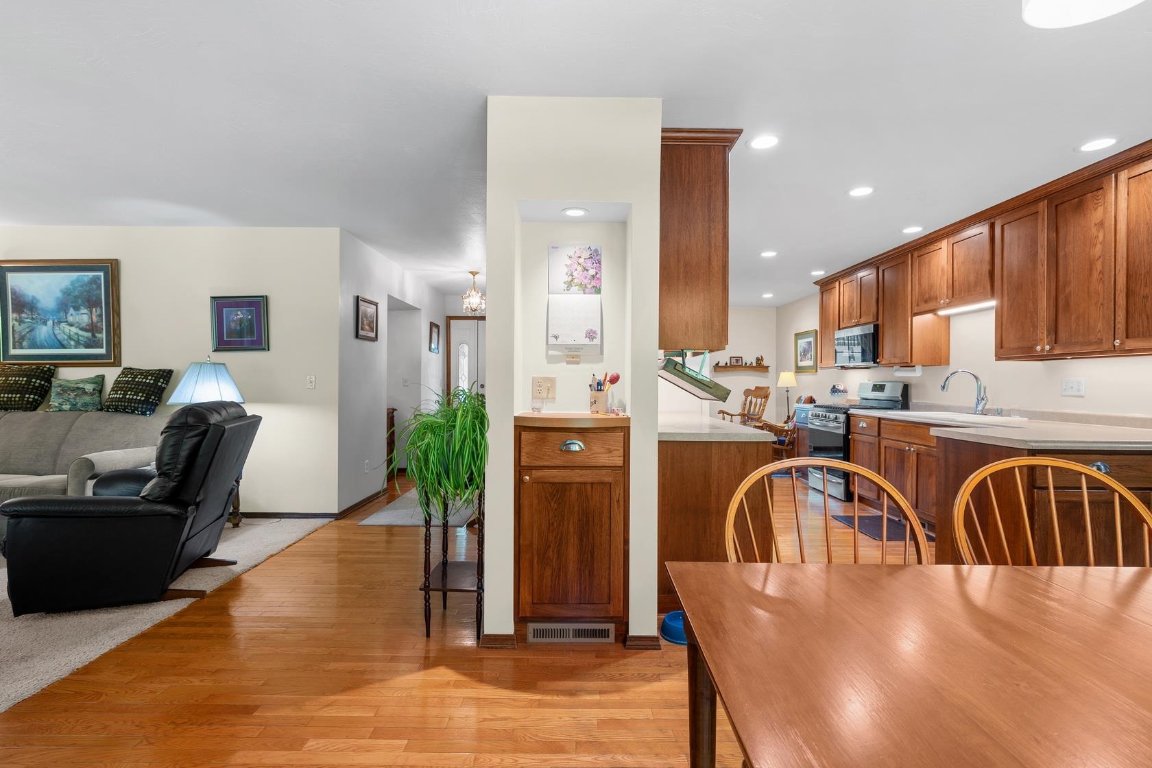 250 Traders Point Green Bay, WI 54302 - Photo 18 of 56