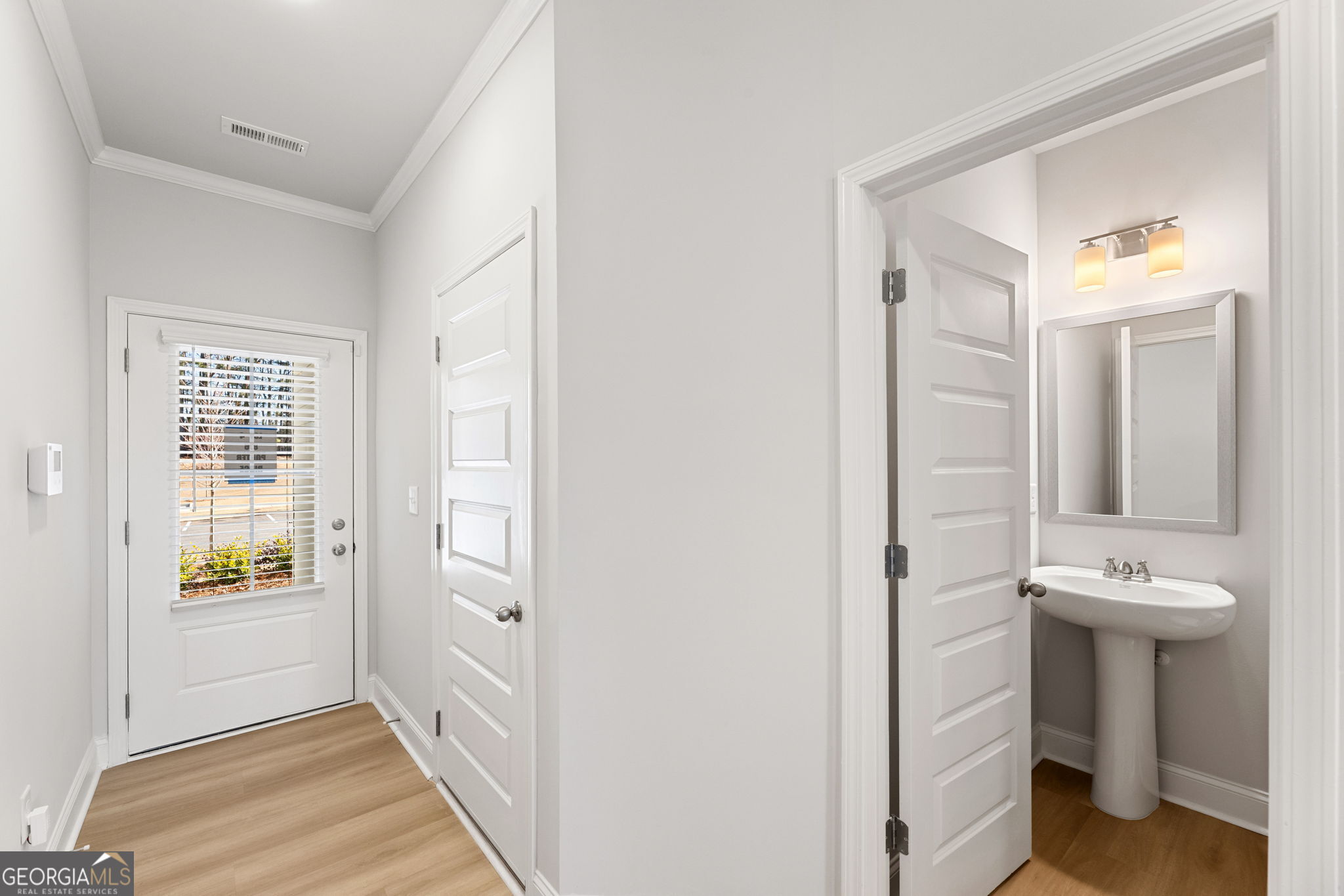 881 Counterpoint Drive Decatur, GA 30032 - Photo 5 of 26 Gallery Image 5