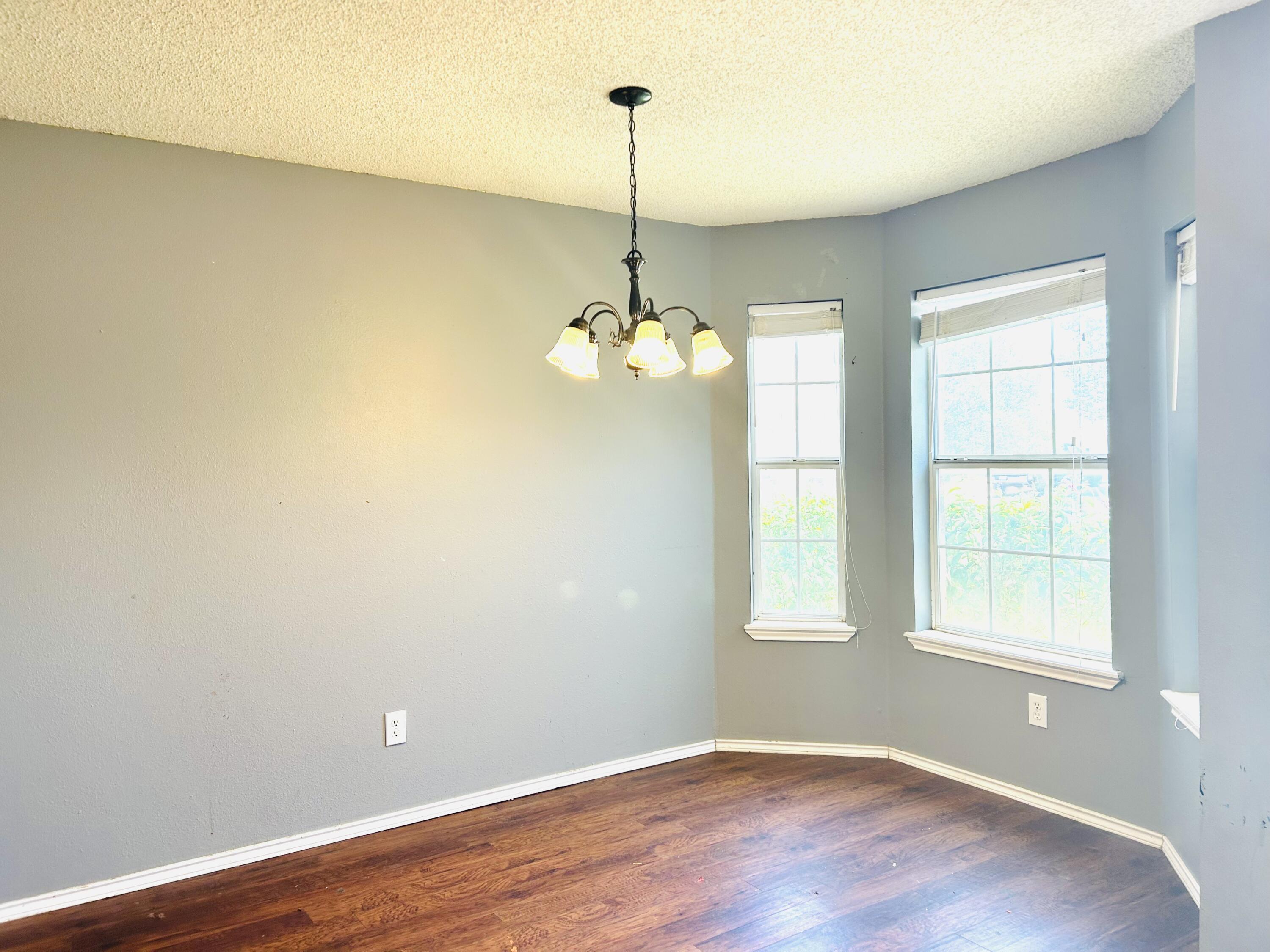 1440 77th Street Lubbock, TX 79423 - Photo 3 of 9 IMG_4680