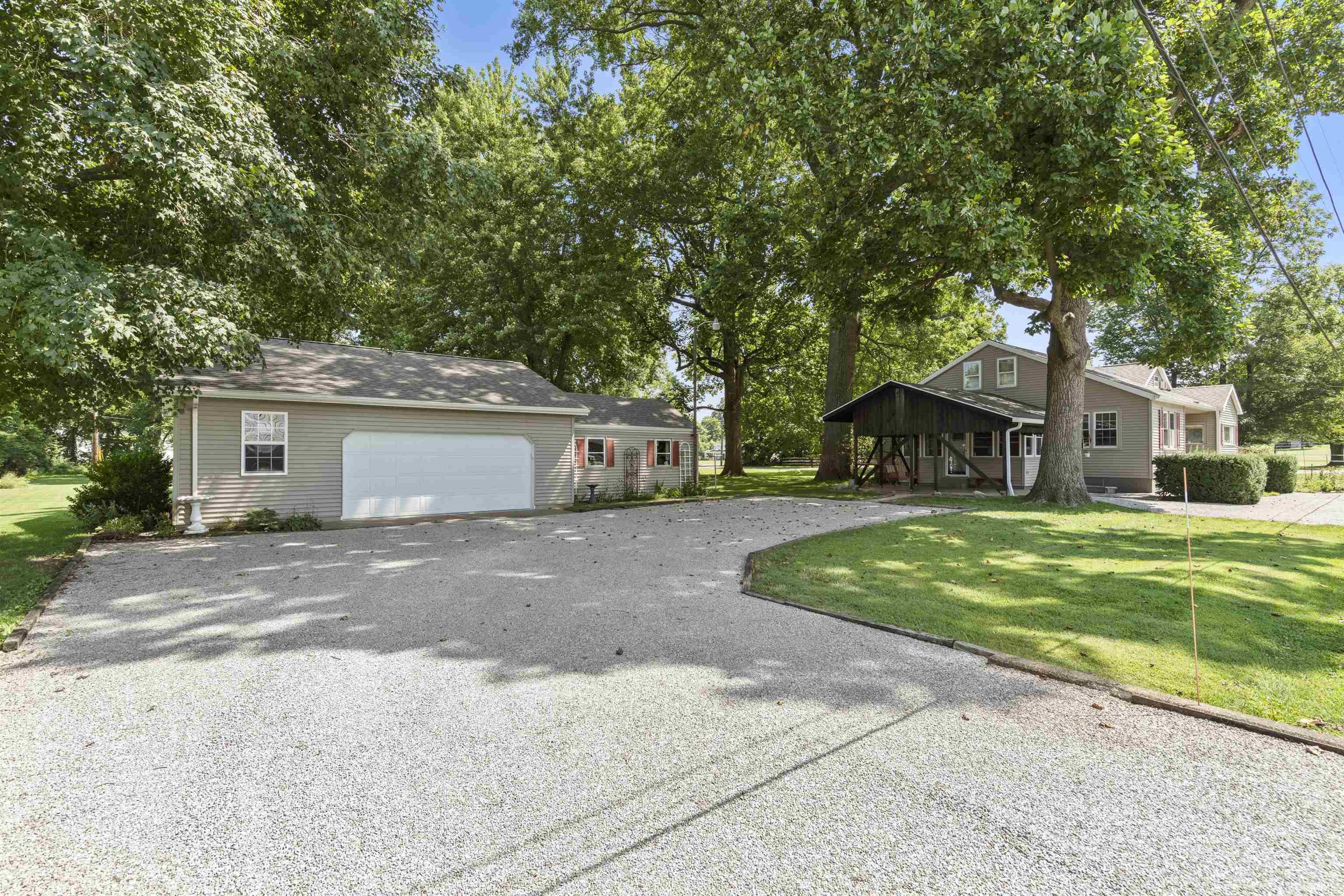 5533 Grimm Road Newburgh, IN 47630 - Photo 3 of 34 Gallery Image 3