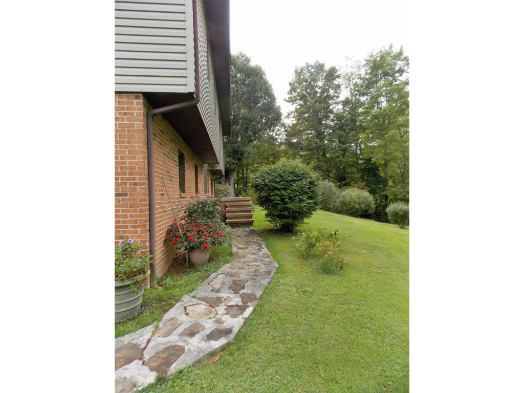 5500 Kingsbury Road Wise, VA 24293 - Photo 9 of 31 Photo 9
