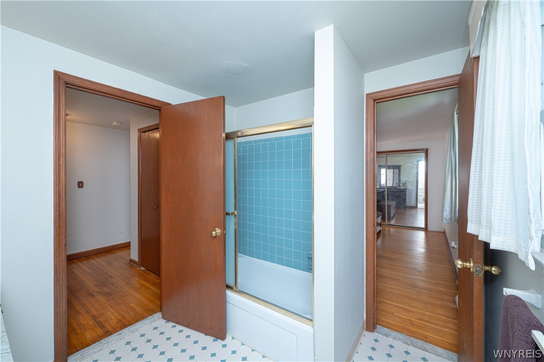 1042 Maple Road Amherst, NY 14221 - Photo 20 of 38