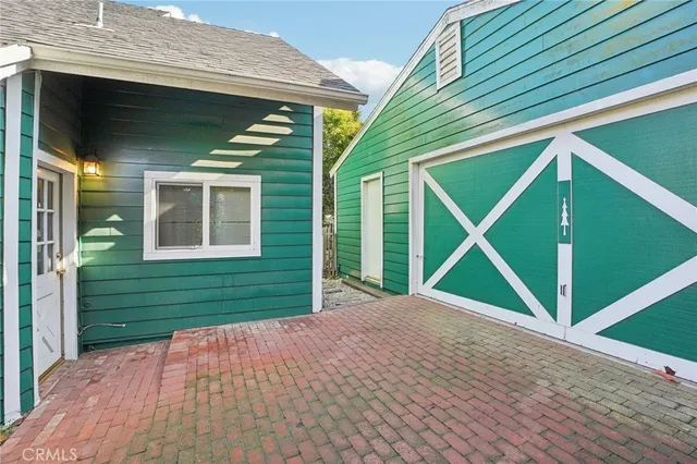 $2,800,000 | 1652 Voorhees Avenue, Manhattan Beach, CA 90266