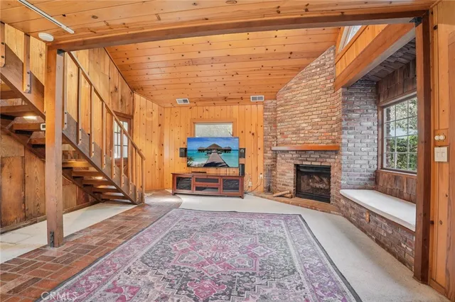 $2,800,000 | 1652 Voorhees Avenue, Manhattan Beach, CA 90266