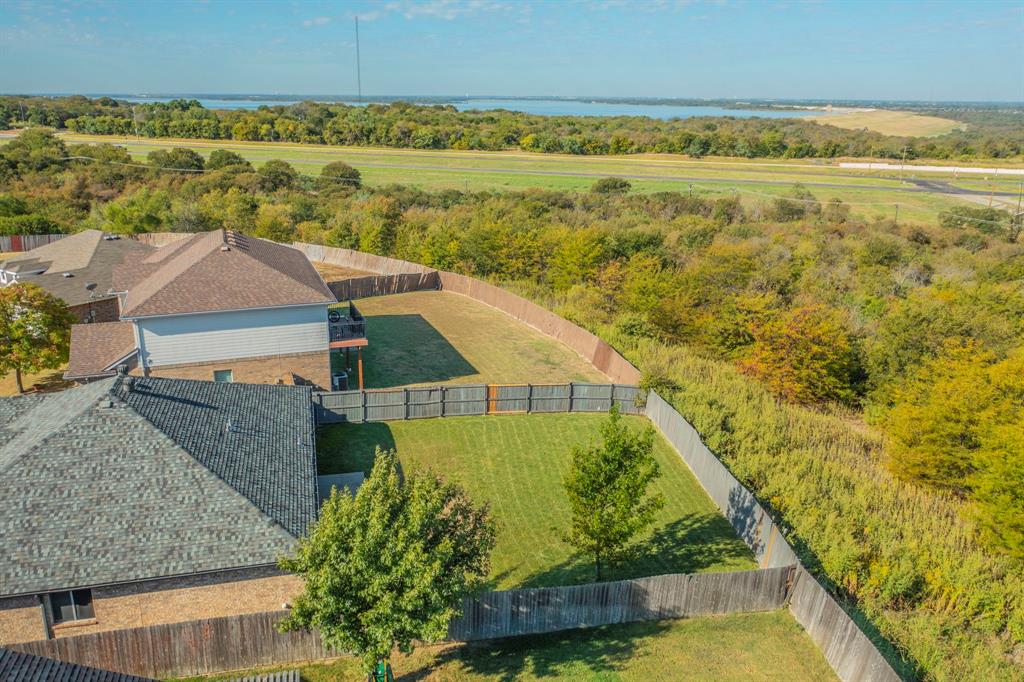 6333 Pool View Drive Dallas, TX 75249 - Photo 9 of 37 a view of a city