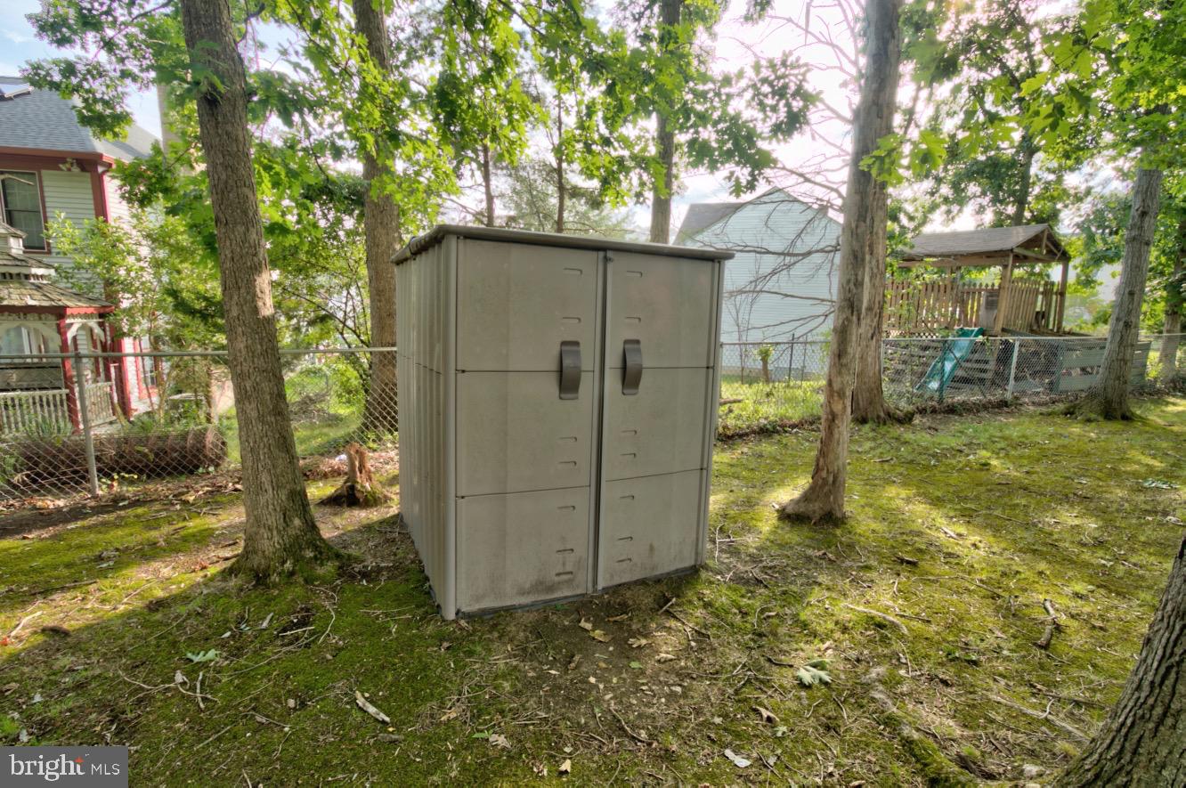 9015 Horton Road Laurel, MD 20708 - Photo 4 of 33 a view of a backyard