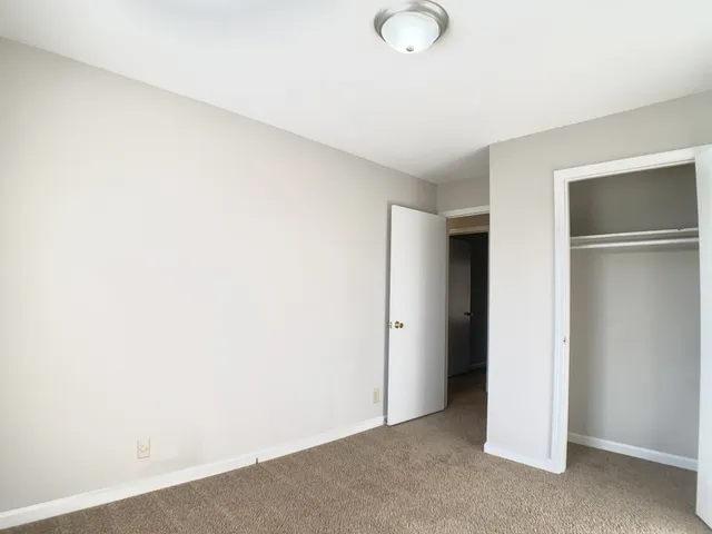 $1,125 | 304 Alan Court, Oak Grove, KY 42262