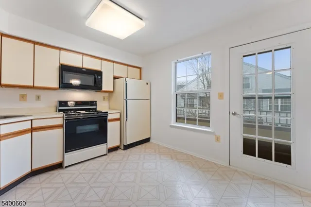 $415,000 | 3004 Vroom Drive, Bridgewater, NJ 08807