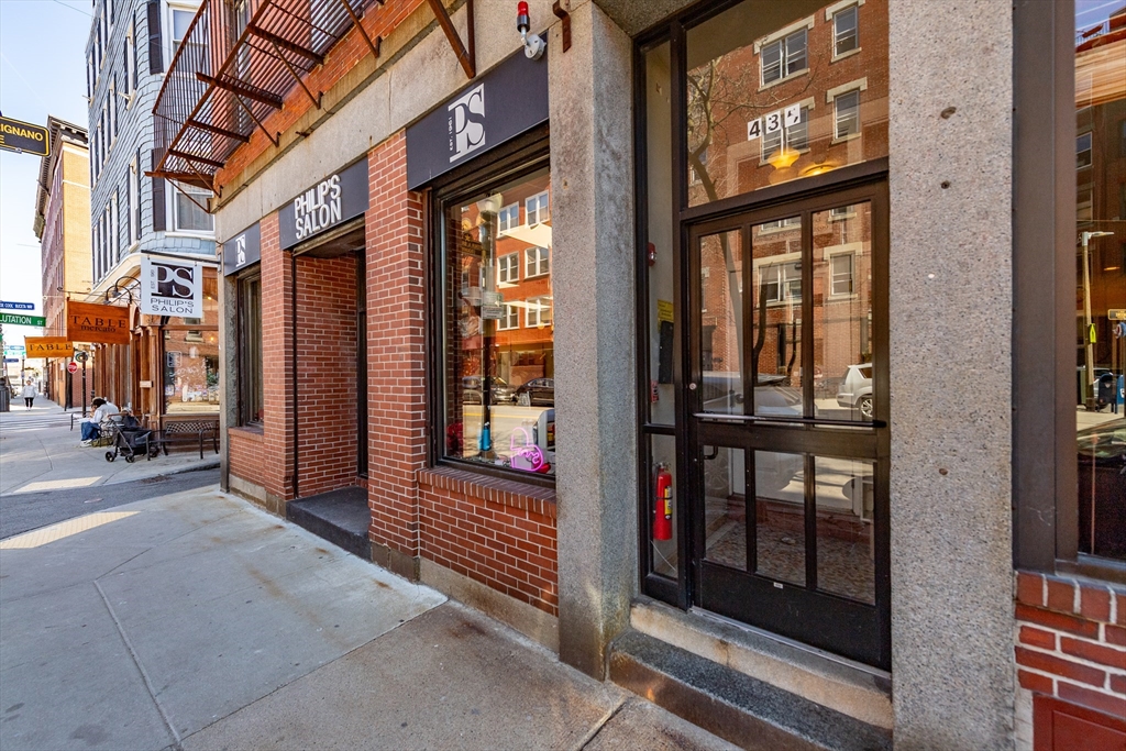 431-439 Hanover Street Boston, MA 02113 - Photo 6 of 6