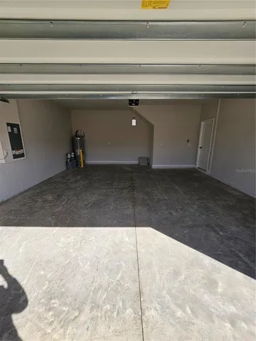 a view of a garage