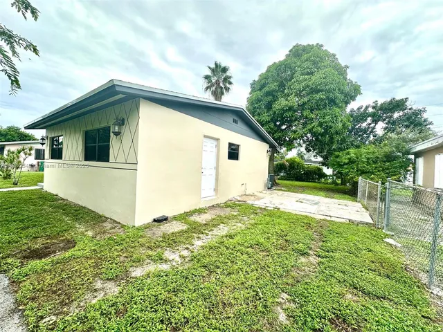 $499,000 | 1420 Northwest 174th Street, Miami Gardens, FL 33169